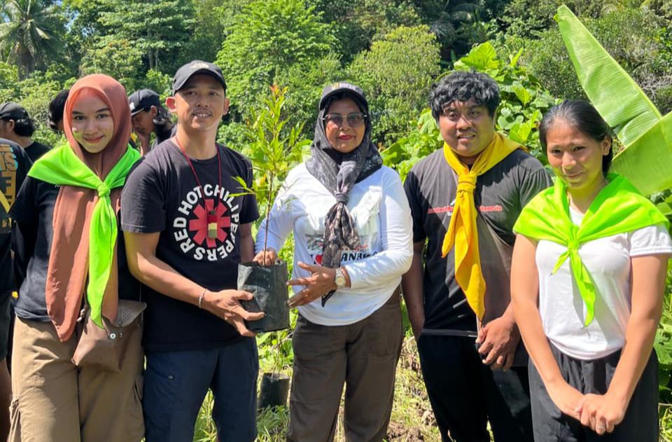 Hari Ozon, KMPA Tansa dan KPA Ampala Tanam Pohon