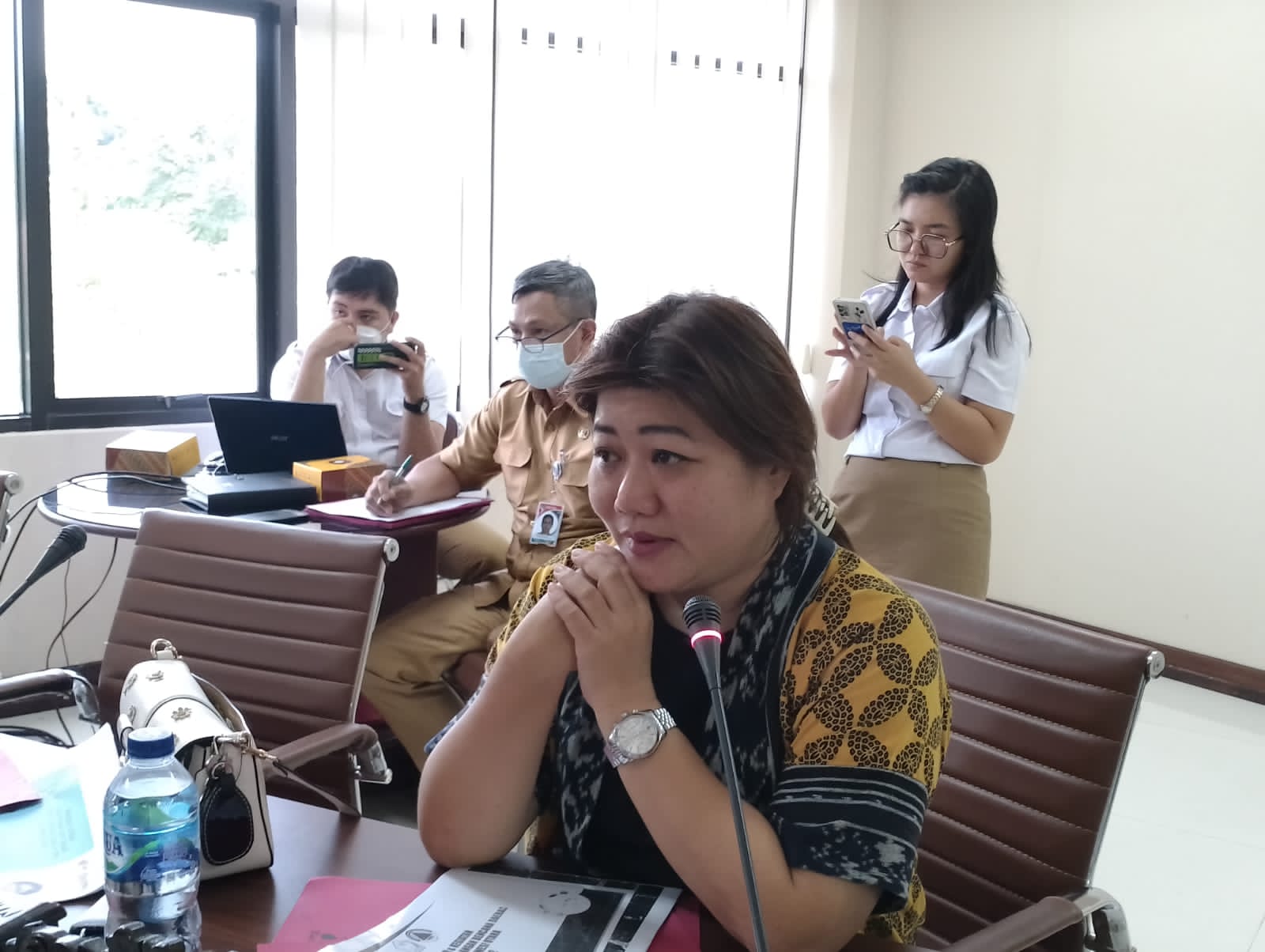 Open Tournament Volleyball HBL Cup 2022 Tuntas, Tjanggulung Serahkan Hadiah