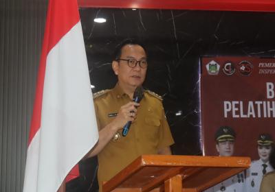 Caroll Buka Bimtek PKS Audit Investigasi Pemkot Tomohon